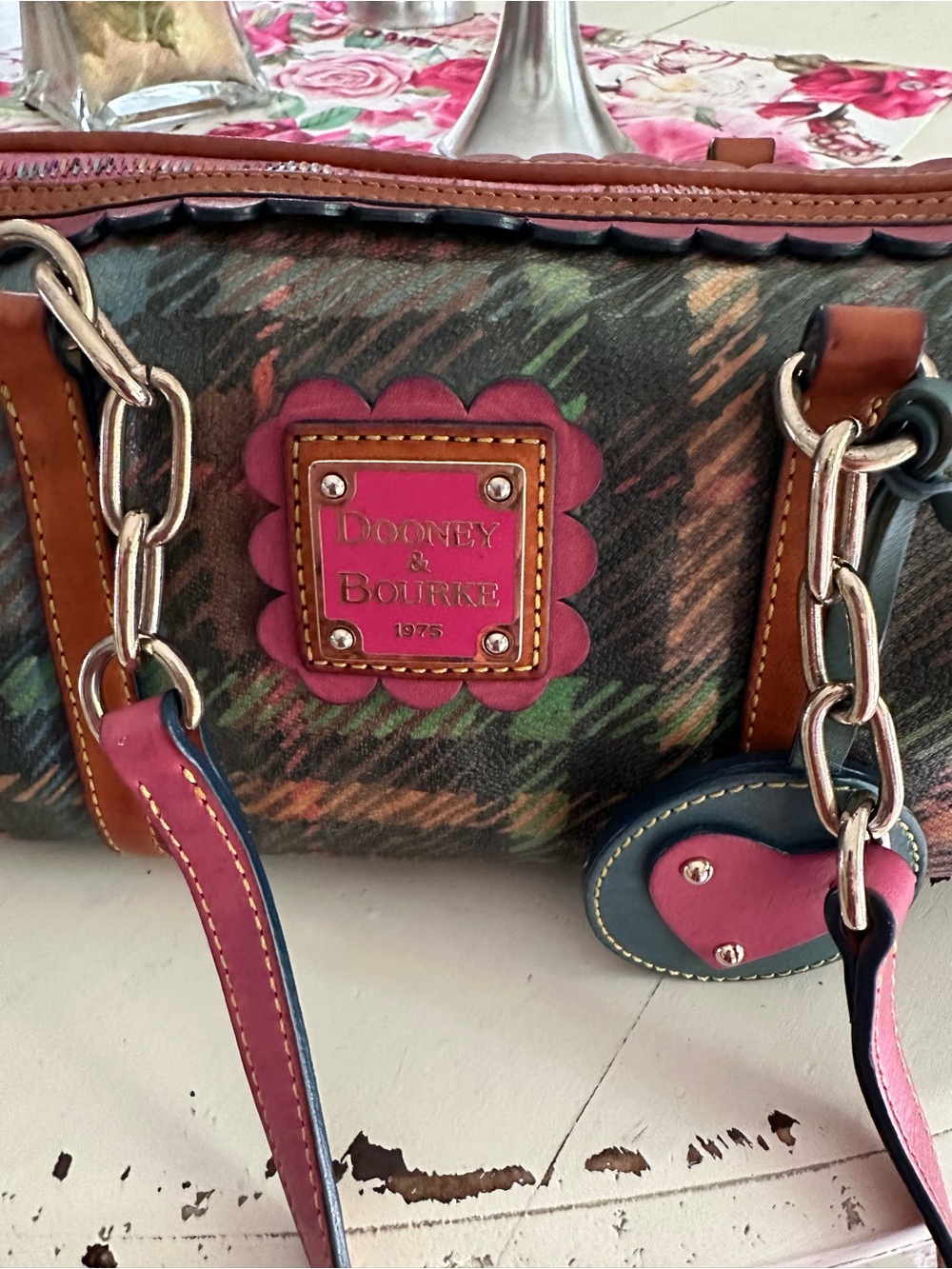 Dooney & Bourke Y2K Rainbow 🌈 Tartan Barrel Shoulder Bag with Heart Charm - Picture 9 of 14